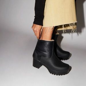 Never Worn, No.6 5" Pull On Shearling Clog Boot on Mid Tread in Ink Aviator